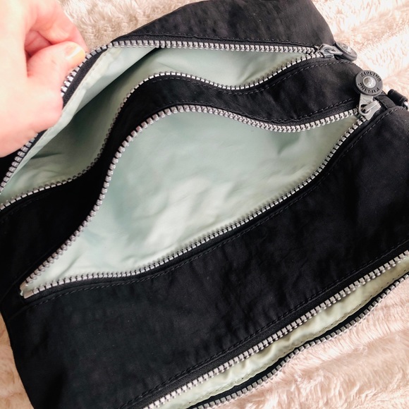 Kipling CrossBody Bag - Picture 6 of 7